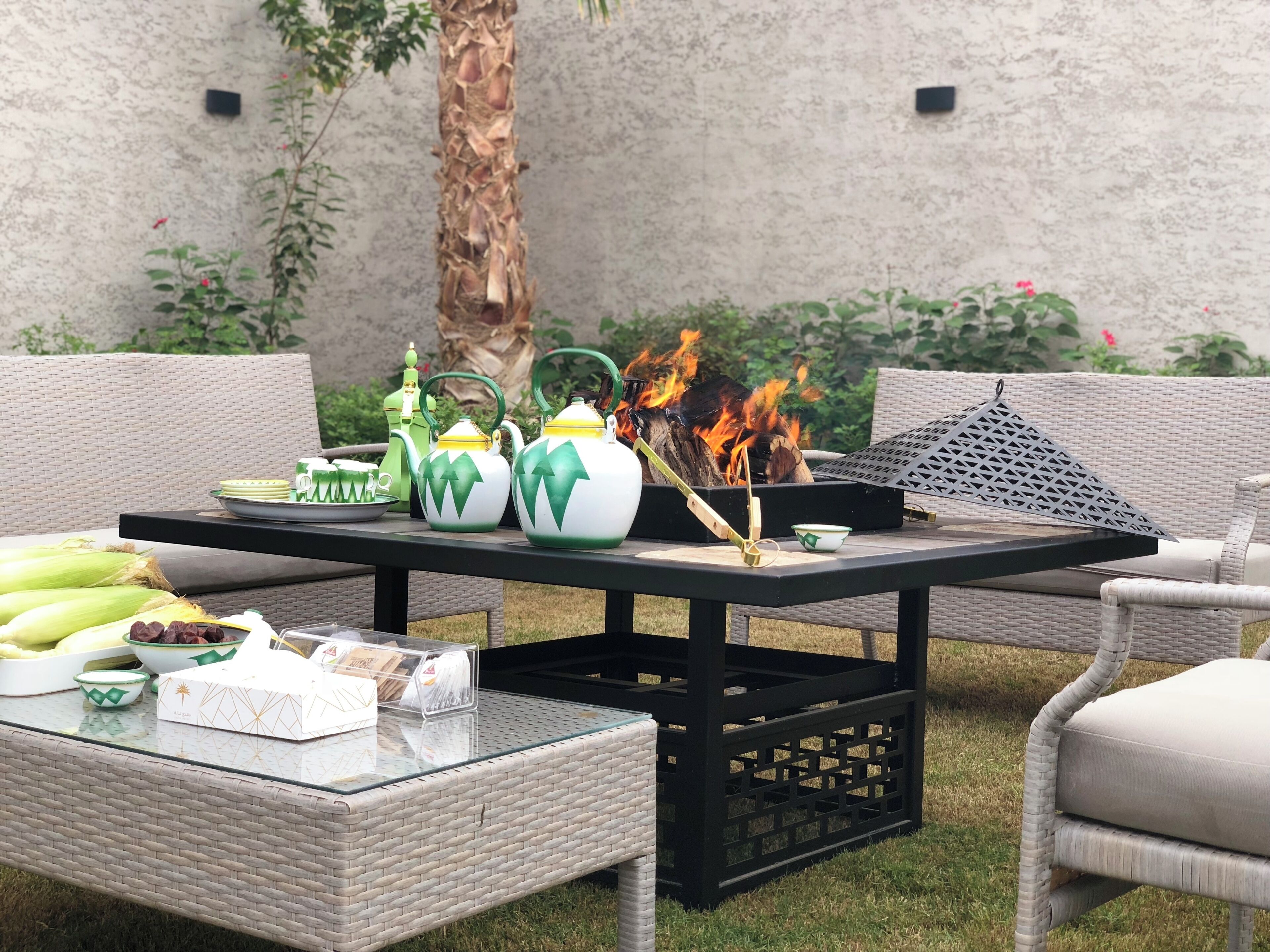 Family Villa, 1 Bedroom, Pool View, Poolside | Blackout drapes, iron/ironing board, free cribs/infant beds, free WiFi