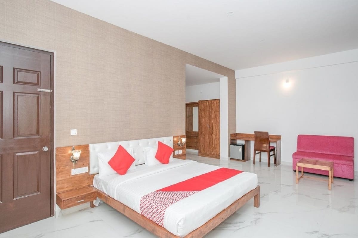 Habitación doble clásica, 1 cama matrimonial, para no fumadores | 1 habitación, ropa de cama de alta calidad y insonorización