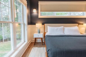 4 chambres, fer et planche à repasser, accès au Wi-Fi (inclus)