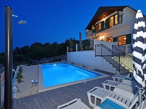 Outdoor pool, sun loungers