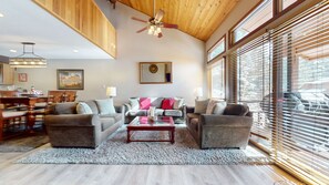 Smart TV, fireplace, DVD player