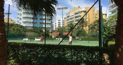 2-bedroom apartment, excellent location, 100 meters from the beach, full leisure facilities.