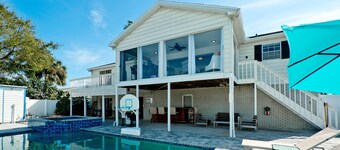 Snead Island Getaway