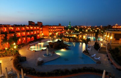 Villa in Golf Al-Solaimaneyah Resort Km 55 Cairo Alex Desert Road
