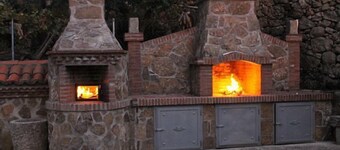 Rural apartment Los Mirlos for 16 people