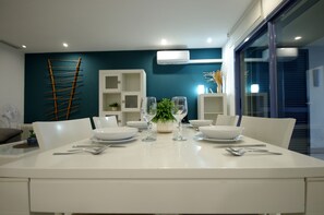 Dineren