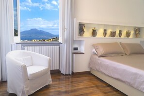 4 chambres, fer et planche à repasser, Wi-Fi, literie fournie