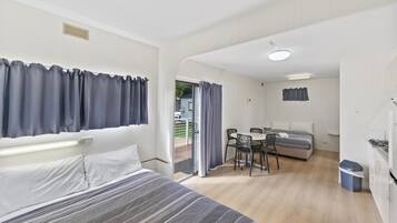 Free WiFi, bed sheets