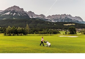 Golf - Luxury apartment in Kitzbühel, directly on the slopes, panoramic view (Oberndorf)