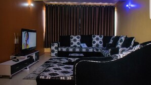 Apartment, 3 Bedrooms | Living room - Amani homestay (Syokimau)
