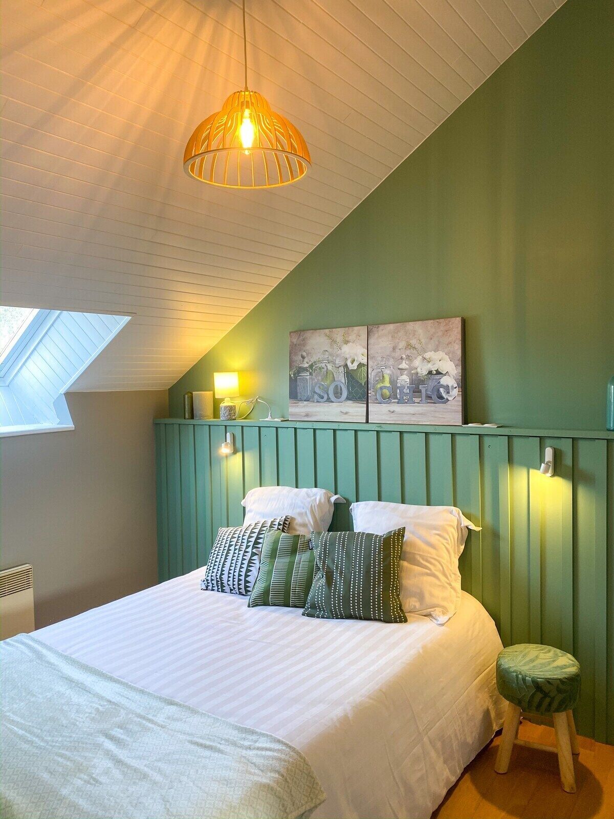 1 bedroom, iron/ironing board, travel crib, WiFi