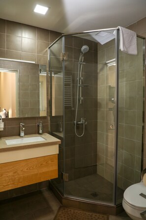 バスルームのシャワー