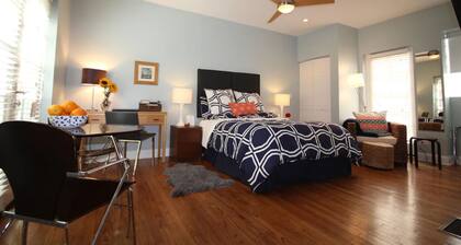 Peaceful Oasis in Top Chicago Neighborhood. Low Traffic, Pristine Cleanliness.