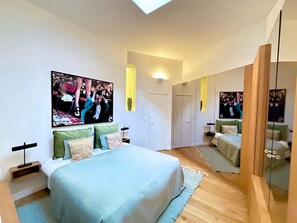 6 عدّة غرف نوم ومكواة/لوح كي وواي فاي مجانًا وملاءات أسرّة