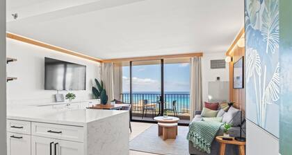 Oceanview Waikiki condo, free parking! RENOVATED 2025