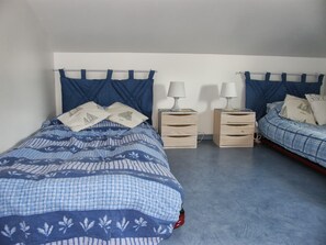 3 slaapkamers, een strijkplank/strijkijzer, gratis wifi