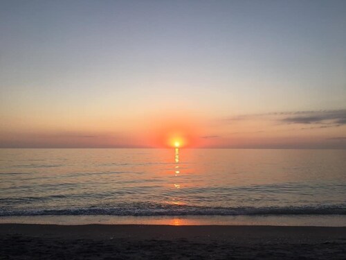 Nauti historiallisen Venetsian saarella lähellä tätä rantaa