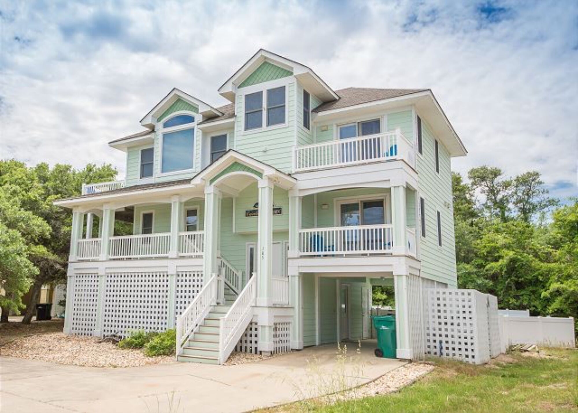 Bright Dreams Ahead in the OBX for your perfect family vacation