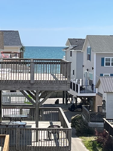 6 bdrm w/ ocean views.  Amenities galore! Wk of 8/16-23 NOW REDUCED!