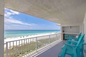 Property grounds - Gulf Front Condo!! (Panama City Beach)
