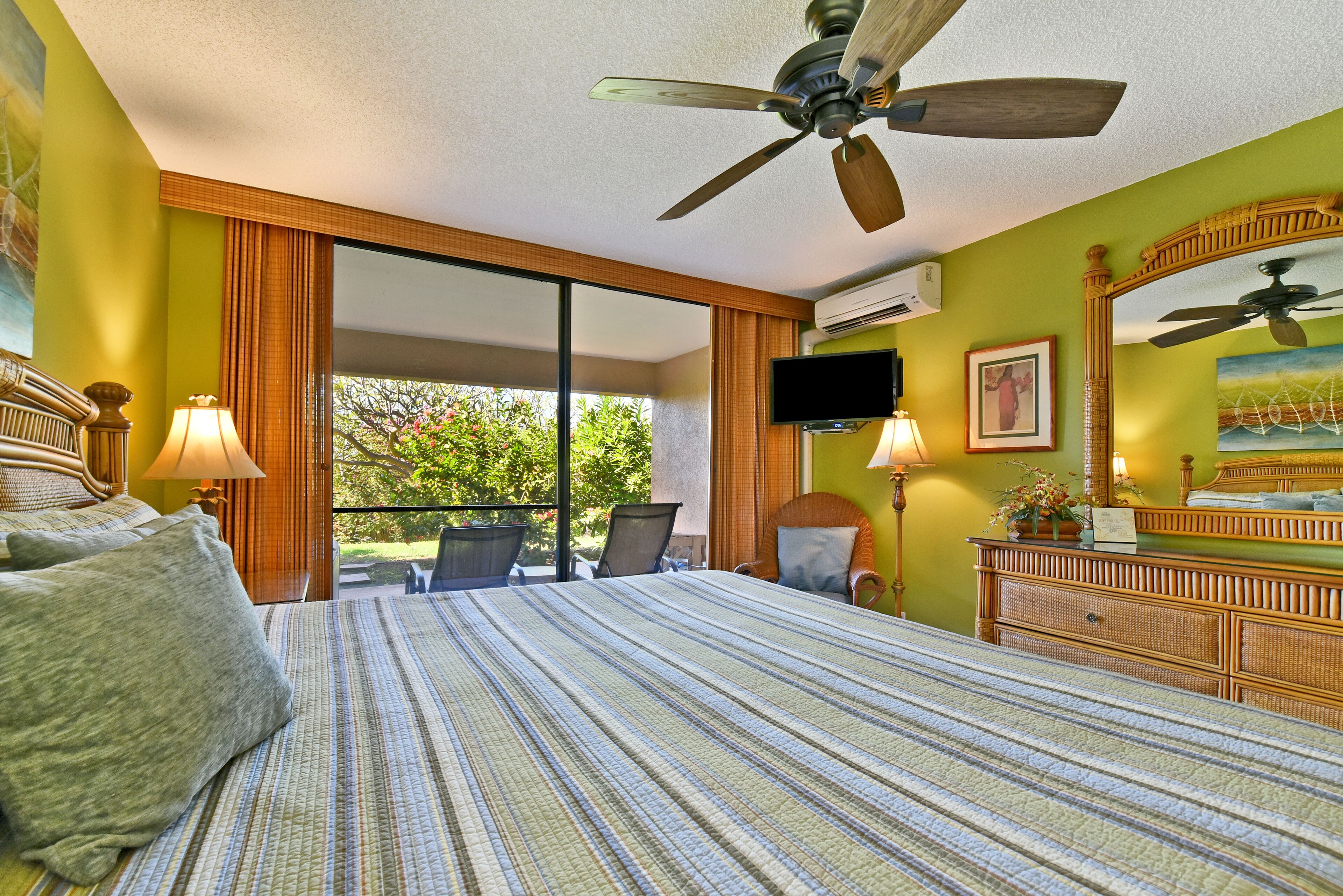 2 bedrooms, in-room safe, iron/ironing board, travel crib