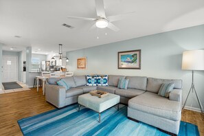 Een televisie, een dvd-speler en boeken