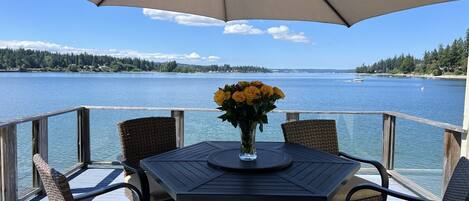 تناول الطعام بالخارج