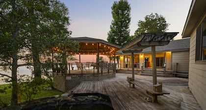 Very Private 1-Acre, 4-Bedrooms, 3-Fish Records, 21-Floor to Ceiling Windows