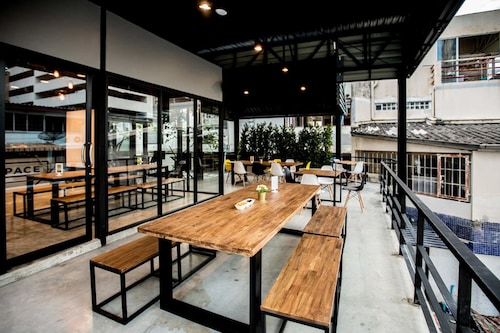 The CAPSULE by UnionSPACE - Adults Only