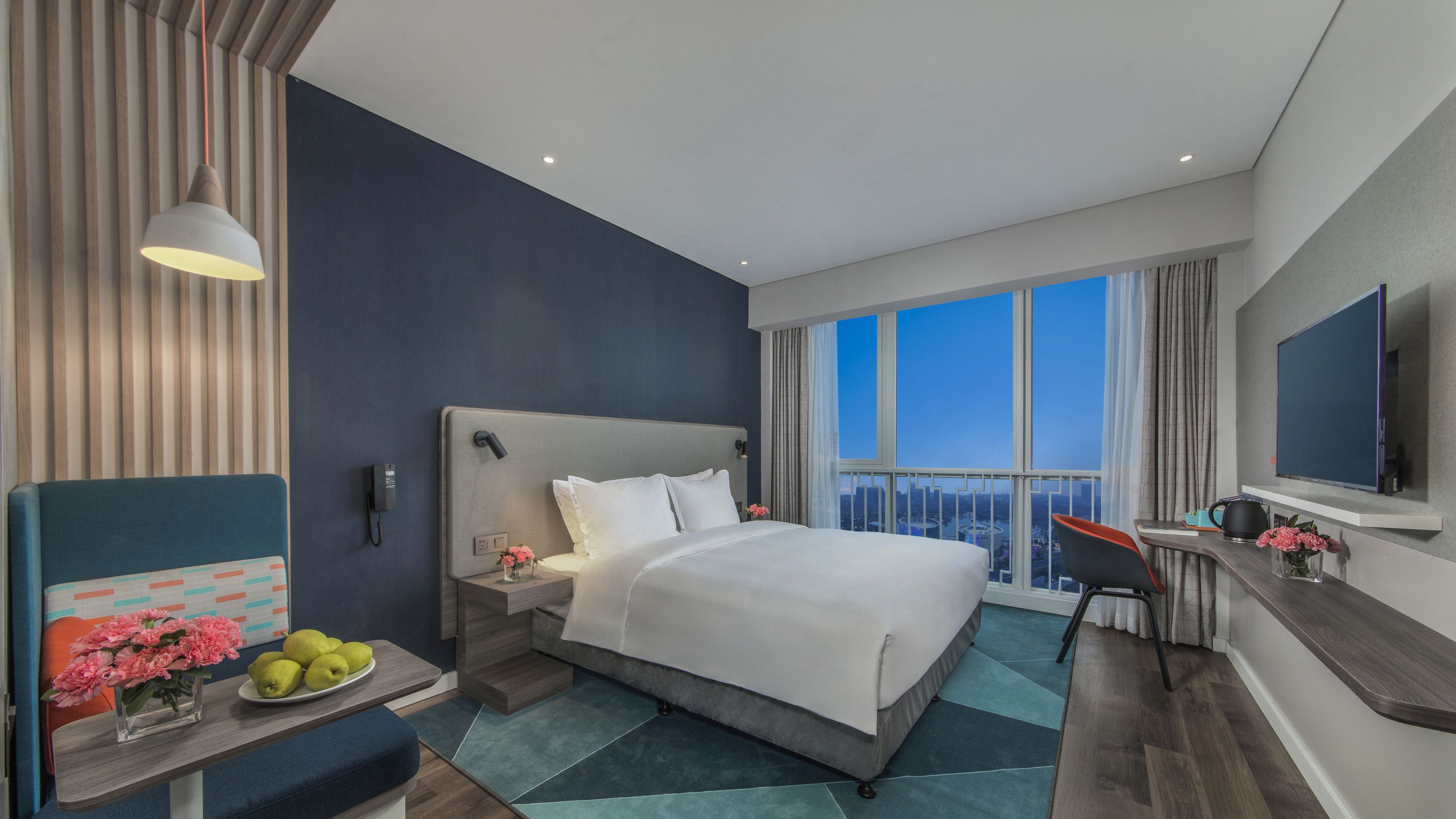 Standard Room, 1 King Bed