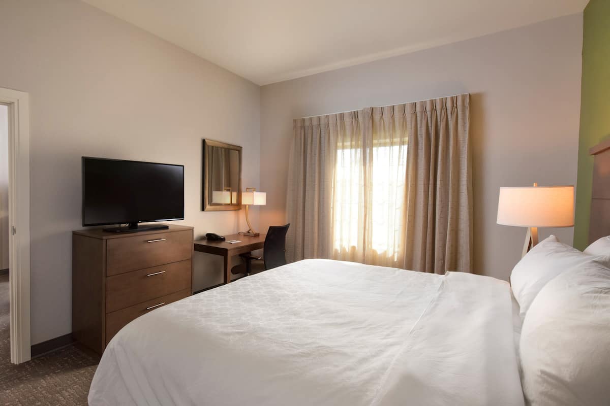 Bộ đồ giường cao cấp, nệm có lớp đệm bông, bàn