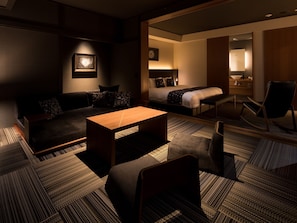 1 bedroom, premium bedding, minibar, in-room safe