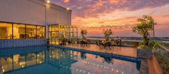 Aaron Vientiane Hotel