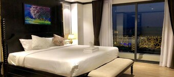 Aaron Vientiane Hotel