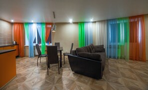 Departamento | Tabla de planchar con plancha, wifi gratis y ropa de cama 