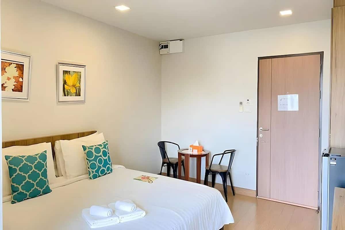 Corner King Room | 1 quarto, escrivaninha, cortinas blackout, Wi-Fi de cortesia