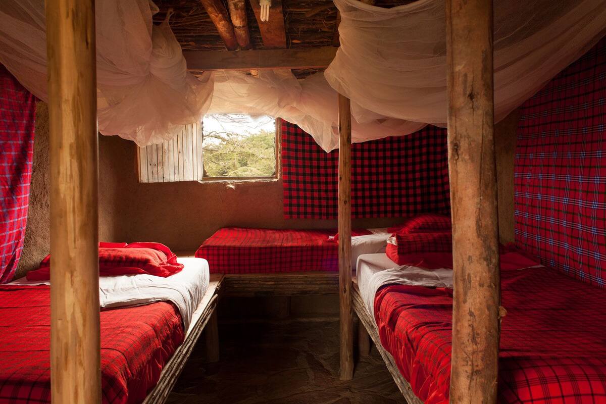 Triple Room | Bed sheets