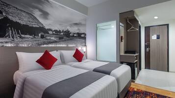 Deluxe Room | 1 bedroom, desk, bed sheets