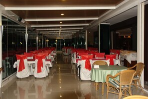 Terrace/patio - Ata Hotel Kumburgaz (Istanbul)