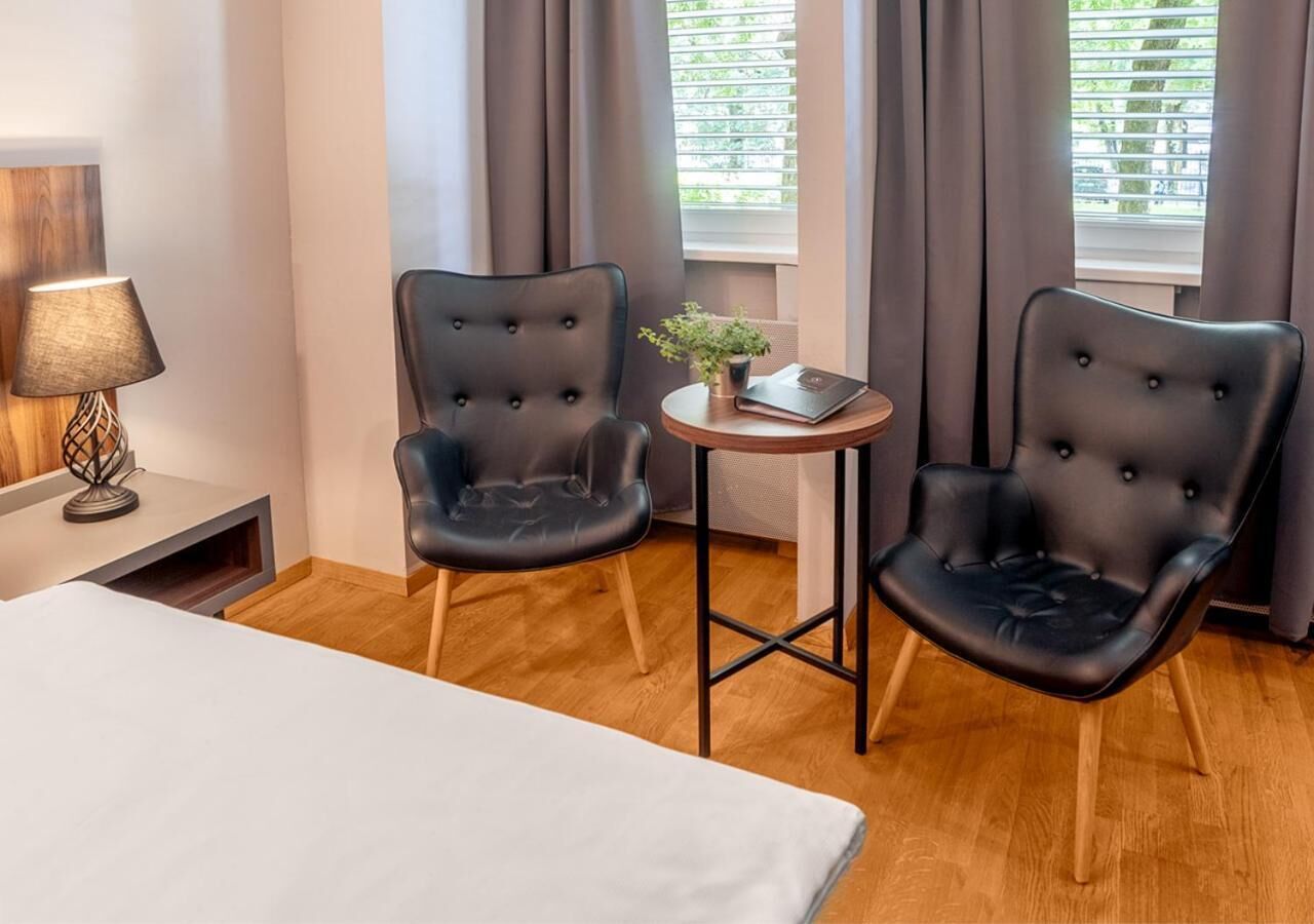 in-room safe, desk, soundproofing, iron/ironing board