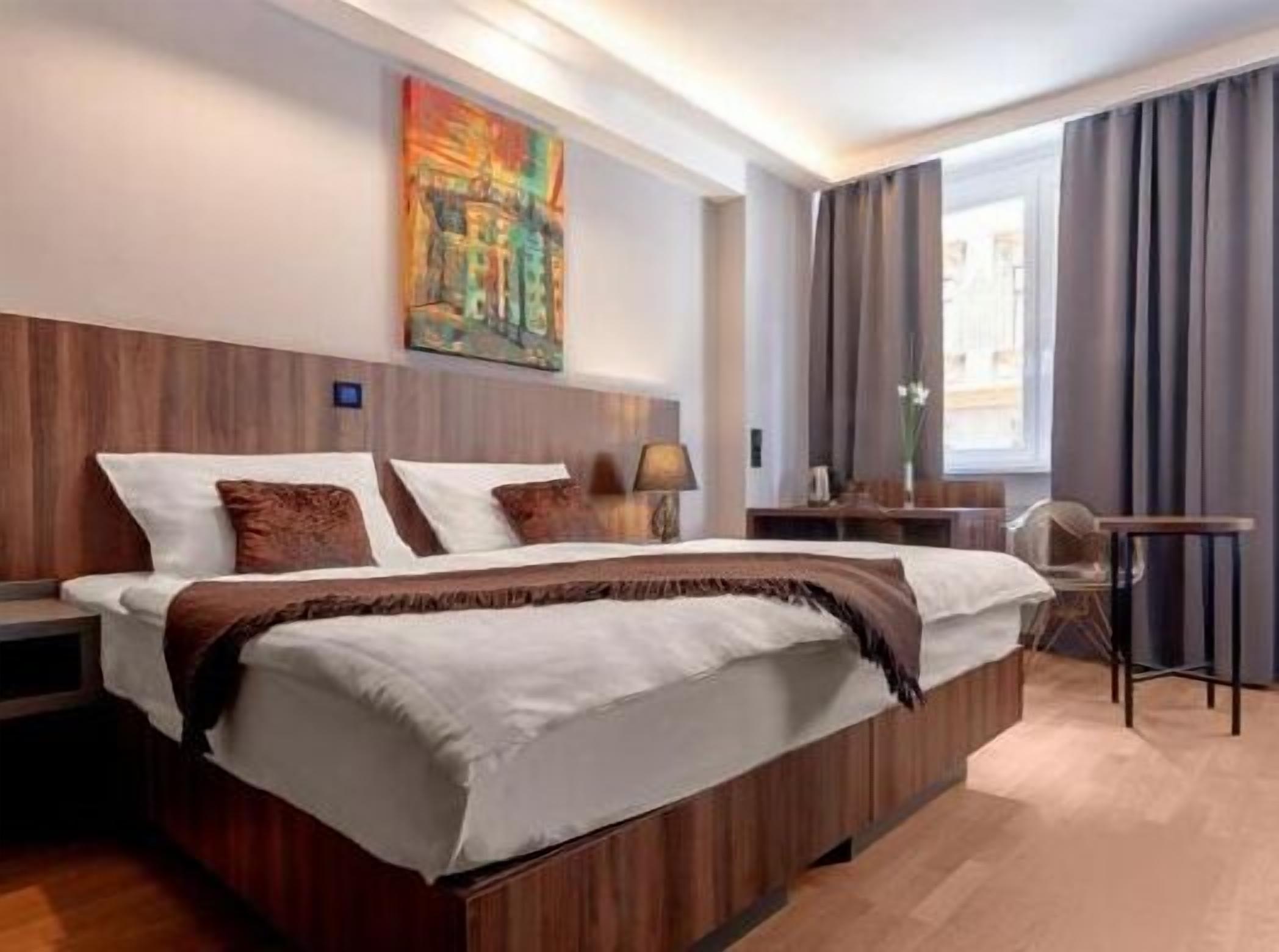 in-room safe, desk, soundproofing, iron/ironing board