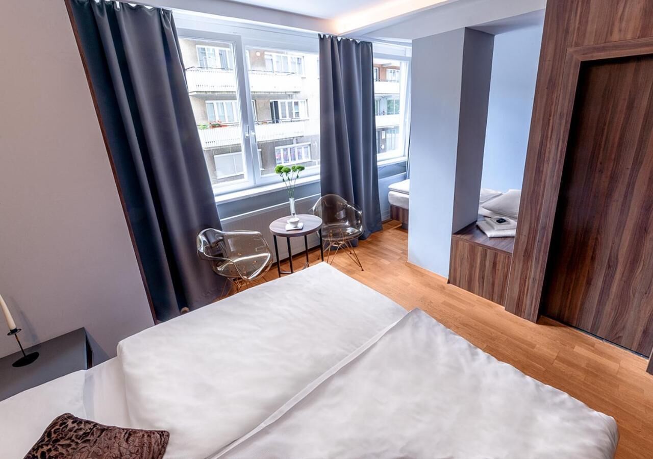 in-room safe, desk, soundproofing, iron/ironing board