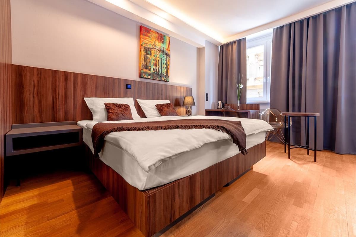 in-room safe, desk, soundproofing, iron/ironing board