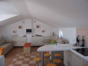 Interior - Studio with sea view and air conditioning. (Rovinj)