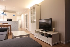 Apartment (Vip Vintage) | Living room | Flat-screen TV - Super-Apartamenty Vip Vintage (Poznan)