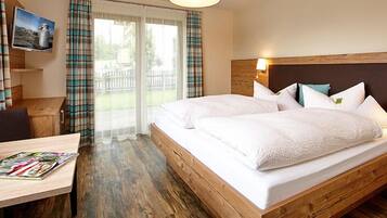 Doppelzimmer, 1 Doppelbett | Kostenloses WLAN, Bettwäsche