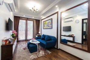 One Bedroom Suite, Balcony | Minibar, in-room safe, desk, blackout drapes - Hanoi Central Hotel & Residences (Hanoi)