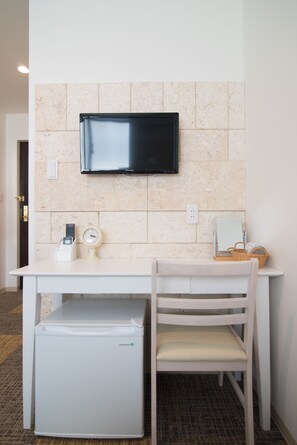 Room2 | Mini-refrigerator - Kyo-Anthu Inn (Kyoto)