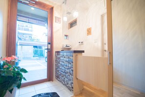 Reception - Kyo-Anthu Inn (Kyoto)