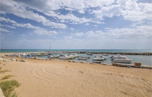Beach nearby, fishing